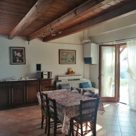 בית נופש Holiday Contrada Collina טולנטינו